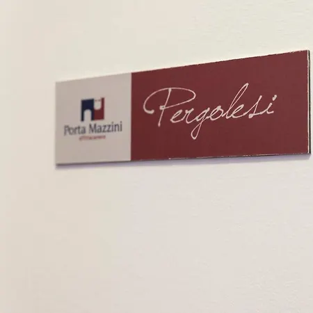 Porta Mazzini * ليسي